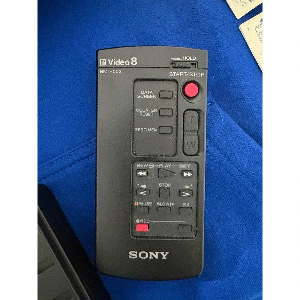 Sony Handycam CCD-F401 Video 8 Camcorder Bundle Remote AC-V60 Parts Repair